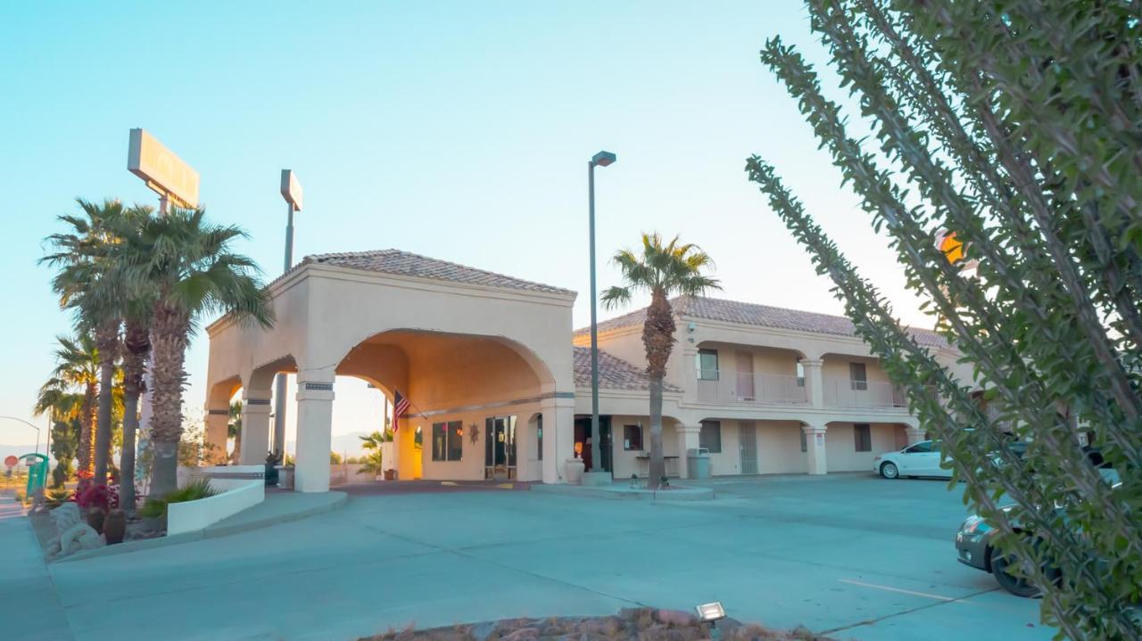 Rio Del Sol Inn Needles Exterior photo